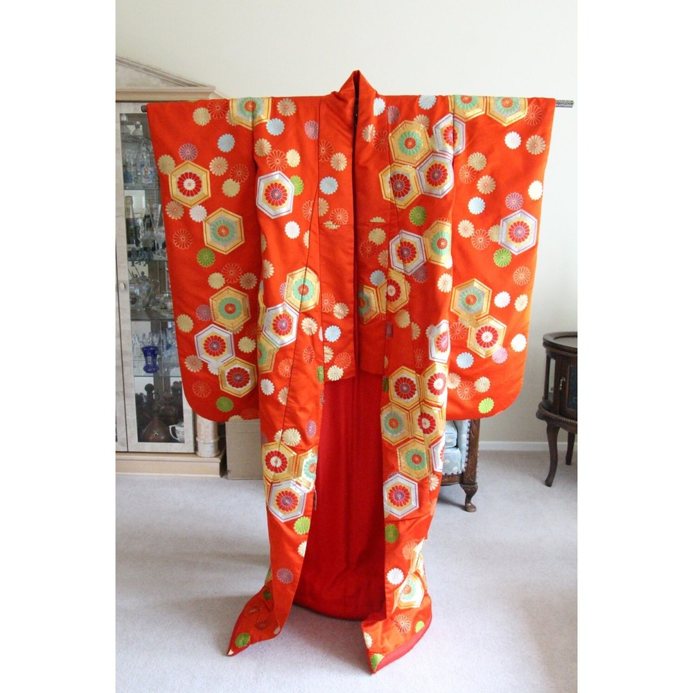 Vintage 1930s Silk Wedding Kimono: Hayashi Geometric Embroidery